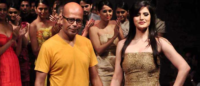 Designer Narendra Kumar with Zarin Khan at BFW 5